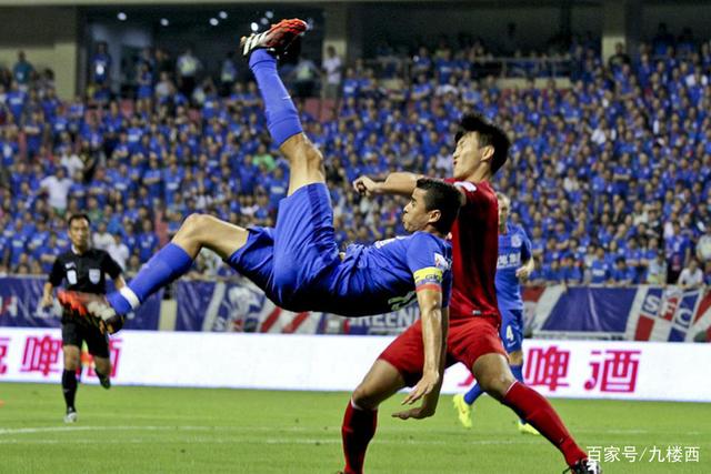 米德尔顿接受左右脚踝手术 季后赛带伤出战